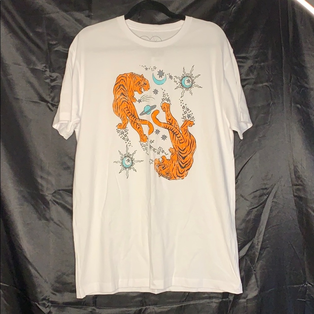 Celestial tiger graphic tee